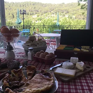 La Maison Du Bonheur Couette-café